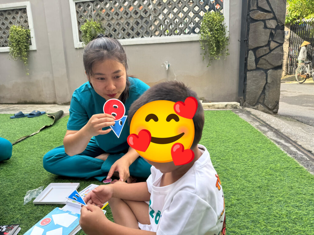 Sách hình học này là cuốn yêu thích nhất của D và B nè